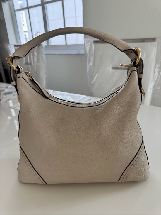 Gucci Handbags - Gucci Beige Leather Shoulder Bag Hobo Gold Hardware